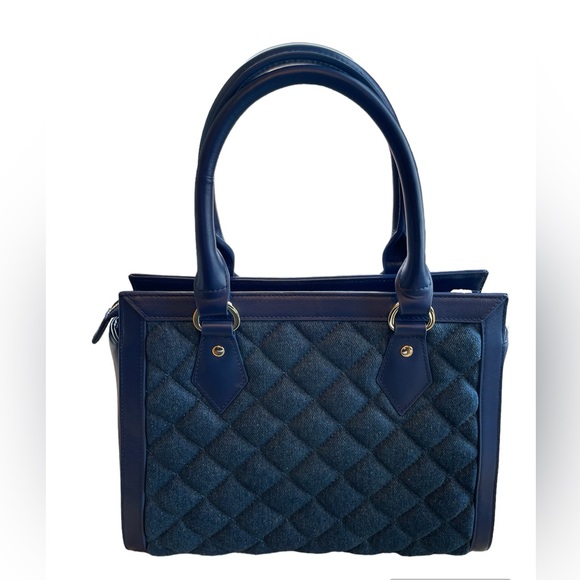 NWT St. John Quilted Purse - Picture 3 of 14